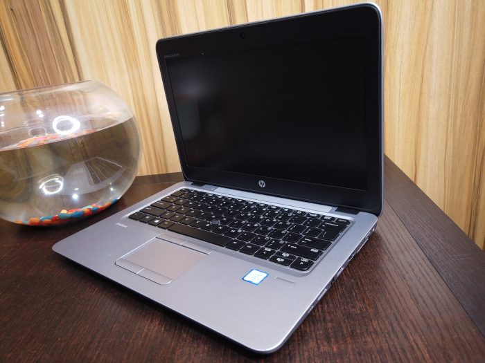 HP EliteBook 820 G3