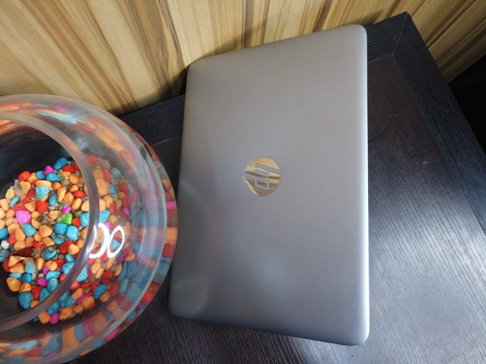 HP EliteBook 820 G3